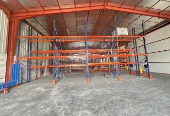 Location activité/entrepôt Aix-en-Provence (13090) - 590 m²  à Aix-en-Provence - 13100