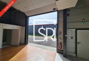 Location local d'activité - Proche A75, A71, A89  à Aubière - 63170
