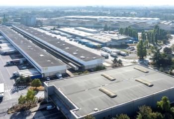 Location entrepôt - Proximité A3, A1, RER B  à Aulnay-sous-Bois - 93600