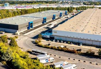 Location entrepôt - Proximité A1, A3 et RER B  à Aulnay-sous-Bois - 93600