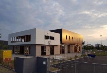 Location entrepôt - parc mixte neuf  à Beynost - 01700