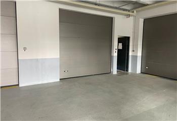 Location locaux d'activité - Proche transports en commun