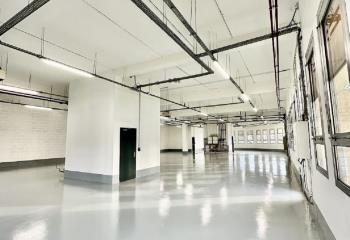 Location entrepôt - Proche A86 et RER A