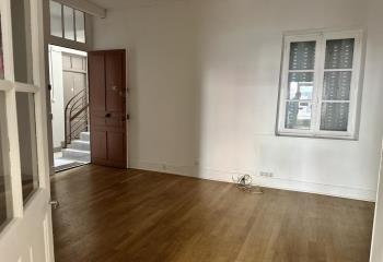 Location activité/entrepôt Bourg-en-Bresse (01000) - 82 m²  à Bourg-en-Bresse - 01000