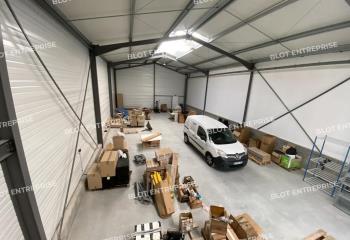 Local d'activités à louer - Proche axes routiers