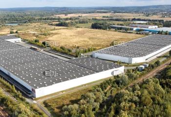 Cellule logistique à louer - Proche A15, N104, RN1, A16