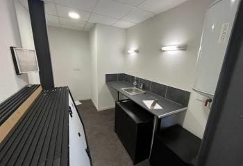 Local d'activité à louer - Zone du Brézet  à Clermont-Ferrand - 63000