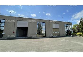Lots d'activité et bureaux à louer - Parkings extérieurs  à Coignières - 78310