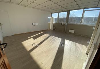 Locaux d'activité à louer - Proximité N10 et gare  à Coignières - 78310