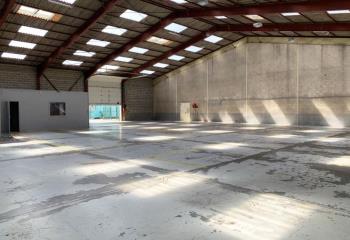 Location entrepôt - Proche N10, N12 et Transilien