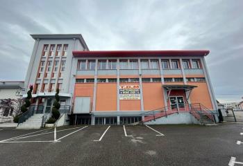 Location activité/entrepôt (69150) - 1141 m²  à Décines-Charpieu - 69150