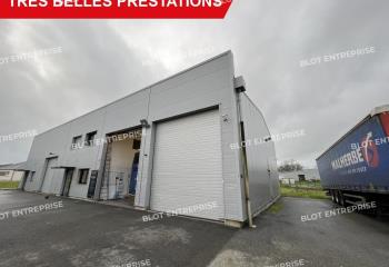 Local d'activité à louer - Proche axes routiers  à Fay-de-Bretagne - 44130