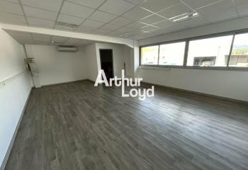 Location activité/entrepôt Fréjus (83600) - 60 m²