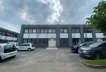 Location bureaux et activités - Proximité gare des Grésillons