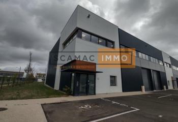 Local d'activités à louer - Proche échangeur D301 et gare