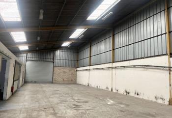 Location entrepôt - Proche N12 et Transilien  à Houdan - 78550