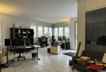 Location activité/entrepôt Joué-lès-Tours (37300) - 410 m²  à Joué-lès-Tours - 37300
