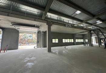 Locaux d'activités à louer - Proximité sortie autoroutière