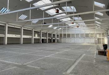Location entrepôt - Proximité N2 et A86/A1  à La Courneuve - 93120