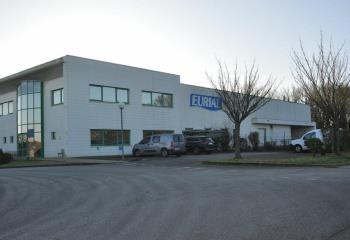 Location plateforme logistique - Accès A83/A10  à La Crèche - 79260