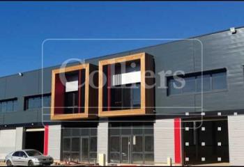Location activité/entrepôt La Seyne-sur-Mer (83500) - 3815 m²  à La Seyne-sur-Mer - 83500