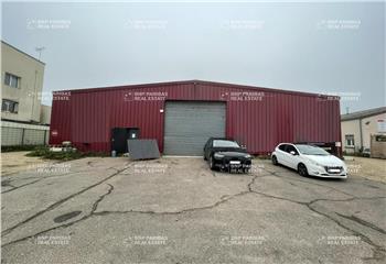 Location cellule activité/bureaux  aux Essarts-le-Roi - 78690