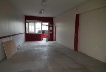 Location activité/entrepôt Les Essarts-le-Roi (78690) - 110 m²  aux Essarts-le-Roi - 78690