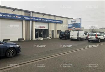 Location activité/entrepôt Les Mureaux (78130) - 2970 m²  aux Mureaux - 78130