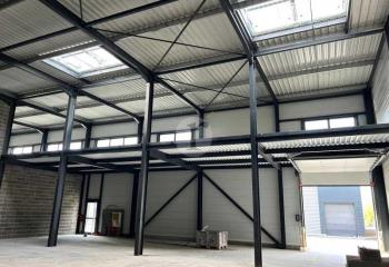 Location activité/entrepôt Lesquin (59810) - 11916 m²  à Lesquin - 59810