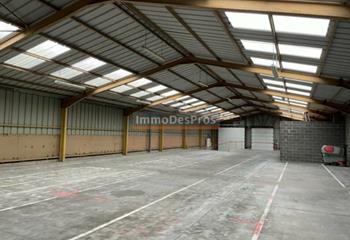Location entrepôt - Proche aéroport Lille  à Lesquin - 59810
