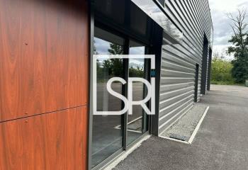 Location activité/entrepôt Lezoux (63190) - 695 m²  à Lezoux - 63190