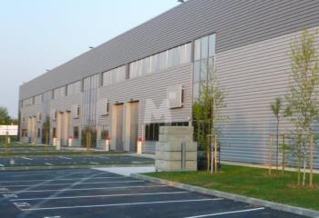 Location activité/entrepôt (77127) - 225 m²  à Lieusaint - 77127