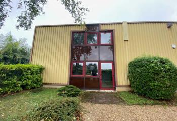Location activité/entrepôt Magny-les-Hameaux (78114) - 542 m²