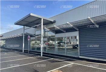 Location locaux commerciaux - Parking vaste  à Marange-Silvange - 57535