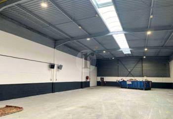 Location activité/entrepôt Marcq-en-Baroeul (59700) - 2093 m²  à Marcq-en-Baroeul - 59700