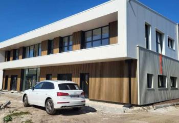 Location activité/entrepôt Mérignac (33700) - 696 m²  à Mérignac - 33700