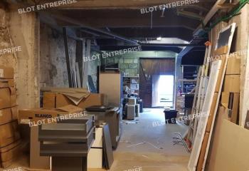 Local d'activité à louer centre-ville - Proche commerces  à Nantes - 44000