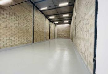 Location activité/entrepôt Noisy-le-Grand (93160) - 4250 m²  à Noisy-le-Grand - 93160