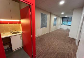 Location activité/entrepôt Paris 11 (75011) - 80 m²  à Paris 11 - 75011