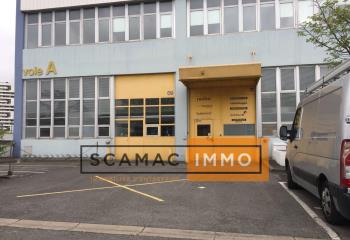 Location activité/entrepôt Paris 18 (75018) - 1416 m²  à Paris 18 - 75018