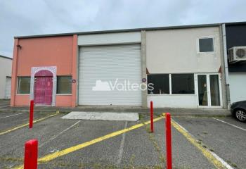 Local d'activité à louer - Proche A64 et commerces