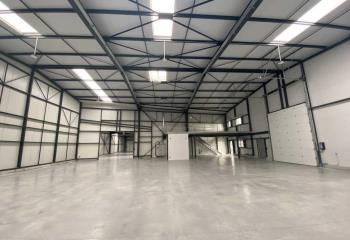 Location activité/entrepôt Quéven (56530) - 610 m²