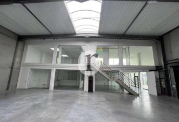 Location activité/entrepôt Roncq (59223) - 3065 m²  à Roncq - 59223