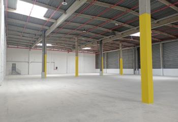 Location entrepôt - Proche A86, A3 et RER E  à Rosny-sous-Bois - 93110