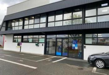 Location entrepôt - Proximité axes autoroutiers  à Rouen - 76000
