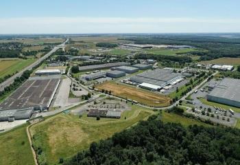 Entrepôt à louer - Proche axes autoroutiers et communes  à Rouen - 76000