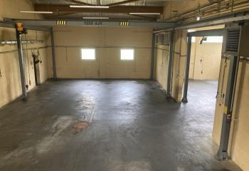 Location activité/entrepôt Saint-Cyr-sur-Menthon (01380) - 423 m²