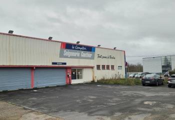 Local d'activité avec show-room à louer - Proximité voies rapides