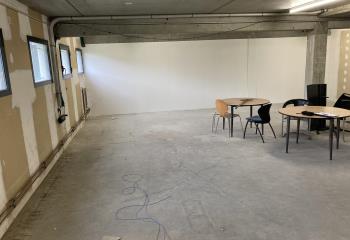 Local d'activité à louer - Proche autoroute A72  à Saint-Étienne - 42000