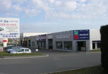 Local d'activité à louer - Proche autoroutes et axes passant